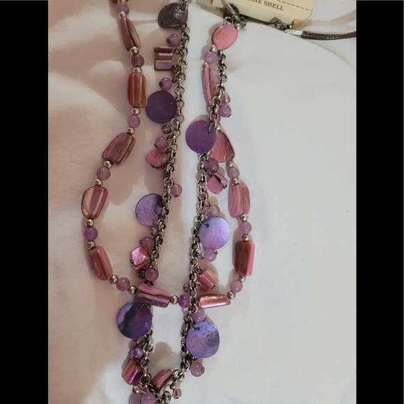 Shell Necklace and Earrings Set - Picture 4 of 11